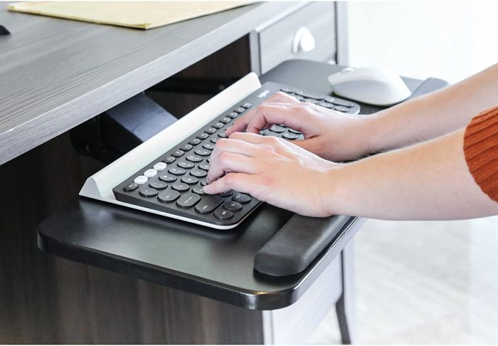 Armchair keyboard online tray